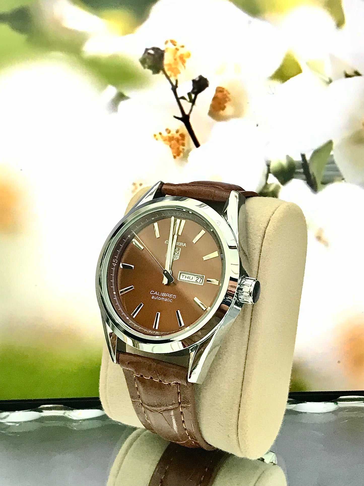 Caliber Gents Leather Strap Watch