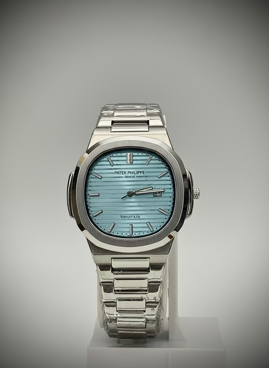 Patek Philippe Nautilus - Stainless Steel